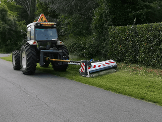 Entretien - Broyeurs d'accotements - Broyeur et faucheuse d'accotement