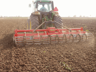 Travail du sol - Outils animés - Fraise rotative à lames équerre