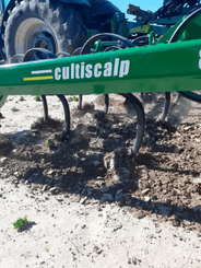 Travail du sol - Déchaumeur à dents - Scalpeur CULTISCALP